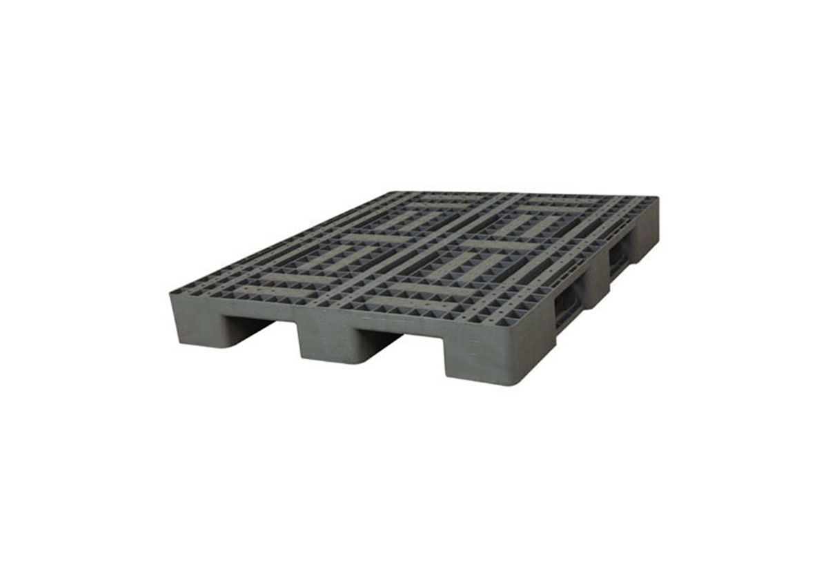 110x130 Plastik Delikli Palet